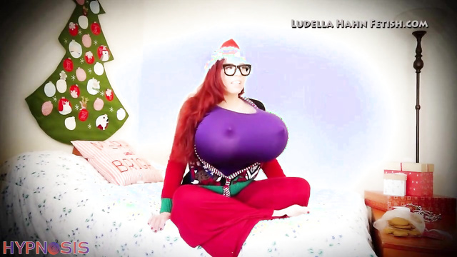 Ludella Hahns Fetish Adventures - christmas tape - she bought cookies that make boobs grow