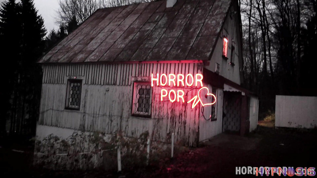 Horror Porn - Twins Get Hypnotized To Bang Hard With Shaved Pussy In Freak Show