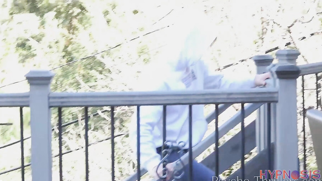 Psycho-Thrillers Films - Jacob Bends Liv Limp In Hypnotic Home Invasion Hush