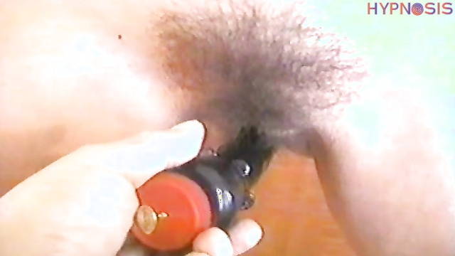 Amateurfetishvideos - Trance Rene Bots Out To Pound Hairy Pussy In Dildo Rave