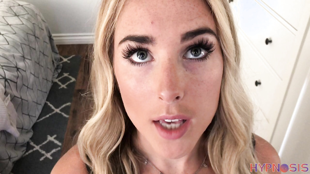 Victoria Mesmerize