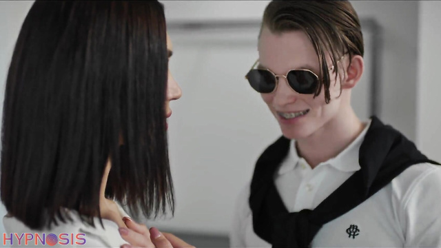 Freeze - Tommy Gold Freezes Jadillica For a Stockinged Creampie Classroom Sting