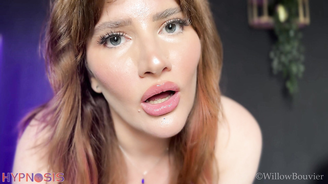 Goddess Willow Bouvier - she wants to give you her professional joi