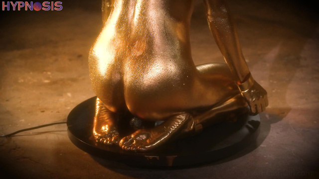 That Kinky Girl - Zoe & The Golden Idol: A Transformation Adventure of a Goddess of Gold