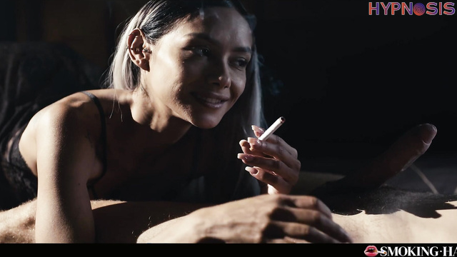 Smoking Hawt - Veronica Leal smoking and making blowjob at the same time