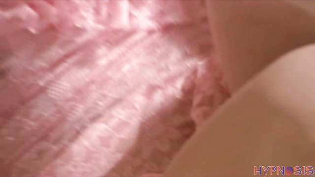 Hypnolust - Sadie Kennedy asked her boy to fix masturbation on camera