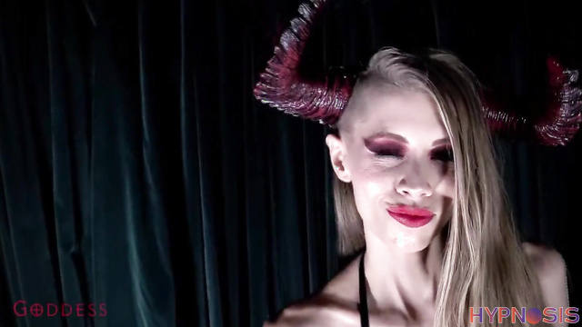 Goddess Kyaa - Blonde Transforms & Pounds Dildo Deep In A Cosplay Nightmare Unleashed