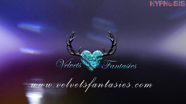 Velvets Fantasies - When a roommate is crazy and very sexy, you pick up on her wave