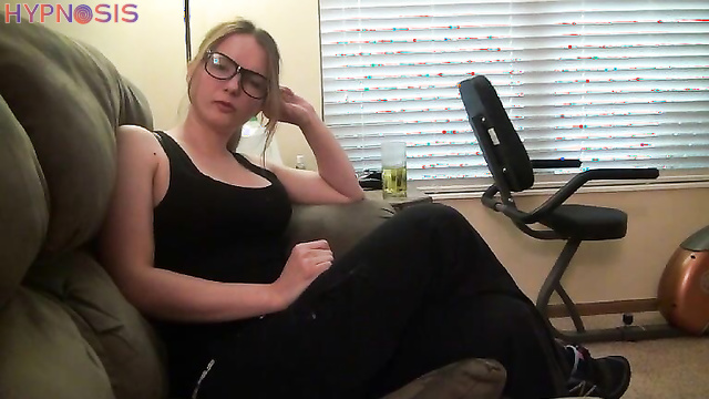 Girls Gone Hypnotized - Koa Transforms In Trance To Obedient Blonde Speaker