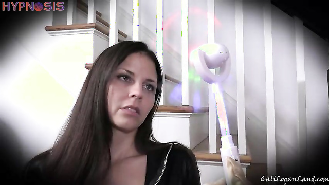 Cali Logans Little Clips - Wonder Gal meets Mesmerelda: A battle of Mental Submissions