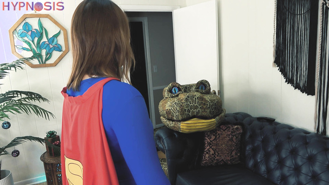 Barbatus Fetish And Training Academ - Supergirl tasted and swallowed whole by King Kaa (Voremet Dinner Theater)