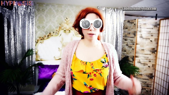 Ludella Hahns Fetish Adventures -  POV Makes Classy Ludella Obey Every Naughty Command (My Brainwashed Valentine)