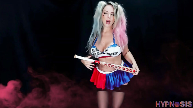 Goddess Vanessa - Harley Quinn's Steamy Date: A Wild Seduction Plan