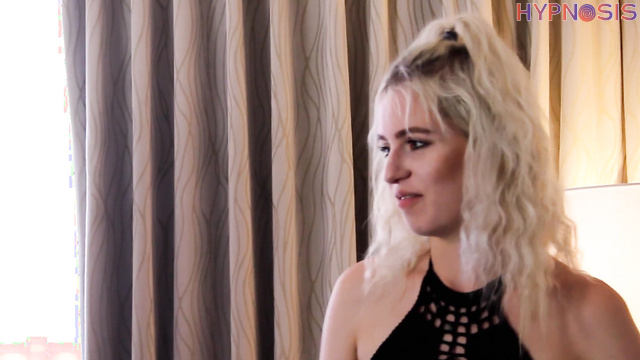 Hypnosis On Display - Alexis hypnotized again and controlled