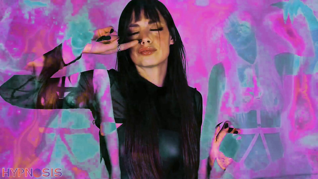 Lilly Lee - Brainwashing from sexy girl through hypnosis