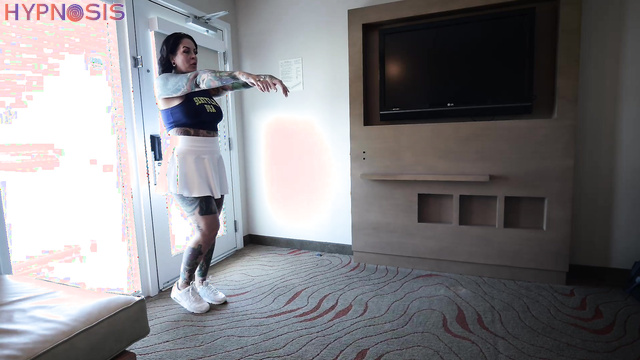 GG Fetish Media - Natasha Nicole put under a magic control