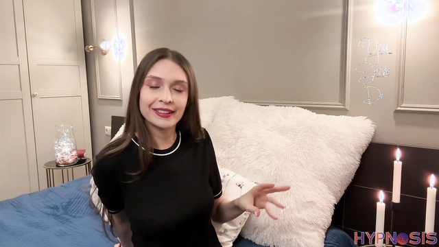 YouServeDi - Changes looks and rules you as a sexy money queen
