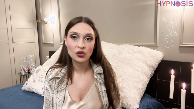 YouServeDi - Changes looks and rules you as a sexy money queen
