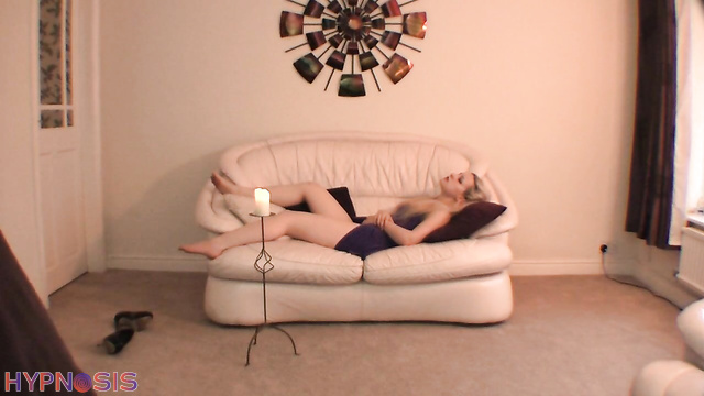 Entrancement - Keira transforms into an obedient robot