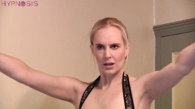 Entrancement - Cute robot girl performs commands