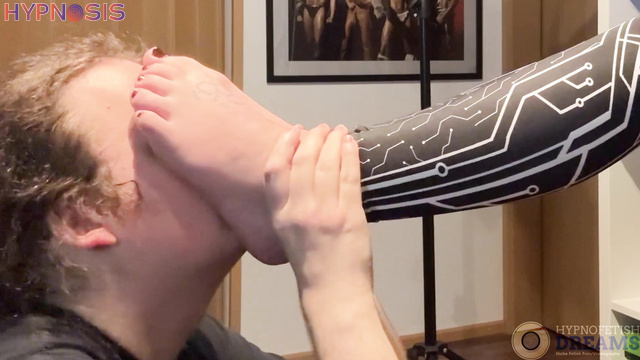 MesmerizingFetishDreams - Emily Addams is mesmerized and controlled to worship feet