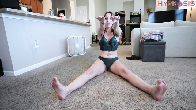 GG Fetish Media - Audrey captivated and controlled by powerful magic spells
