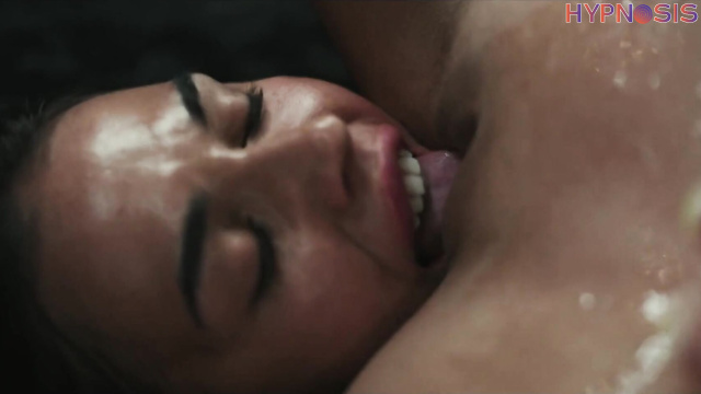 Parasited - As Bunny finds the room a mess, she leaves her body vulnerable to an alien