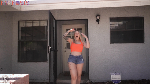 GIbbyTheClown - She herself invited this monster to fuck her in the mouth