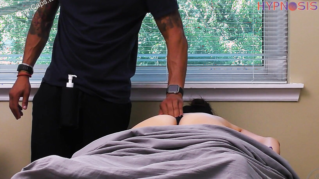 Massage Viper - The masseur brought hot girl to orgasm and made her suck his dick