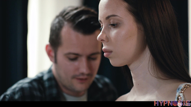 Freeze - Sam Bourne & Alice Ross - Porn freez fantasy with a young girl