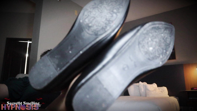 Secretly Smelling Miss Murdah - MILF hypnotizes you and makes you sniff her sweaty feet