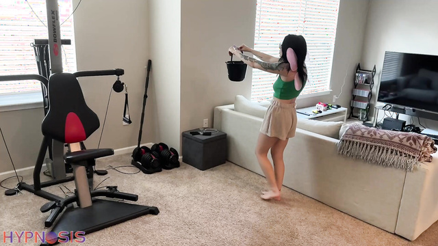 GG Fetish Media - Cute girl obeys her master and jumps on his cock