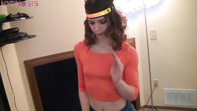 GG Fetish Media - Phoebe - Guy took over the mind of a cute girl and controls her