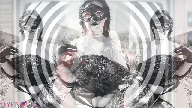 Mistress Marrion - Mesmerize and mental domination under female supremacy