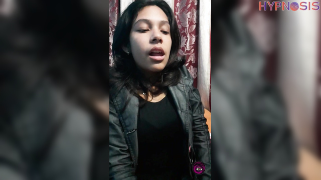 Girls Deeply Hypnotized - Joha - Girl makes horny by hypnosis