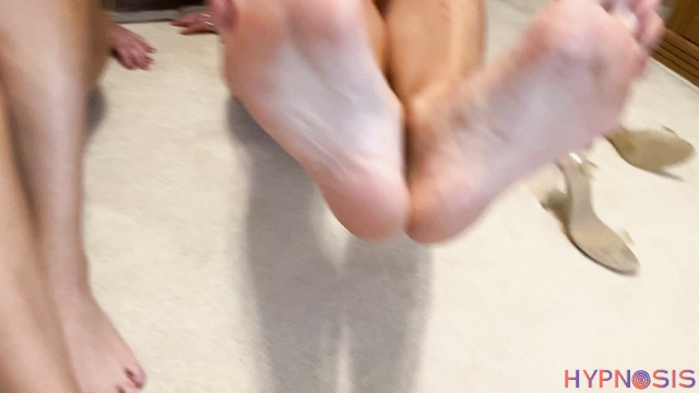 Victoria Elizabeth & Lily - Sweet blondes under hypnosis show off their hot bodies and feet
