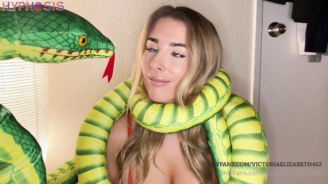 Victoria Elizabeth Mesmerize