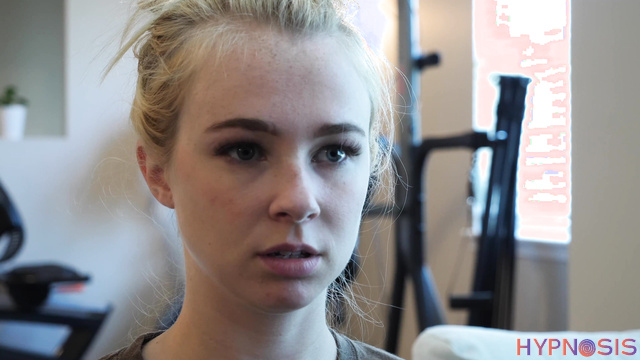 Girls Gone Hypnotized - The guy made an obedient slave out of a sweet blonde