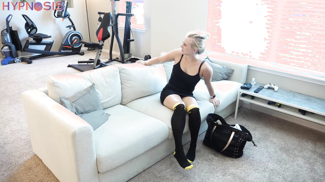 Girls Gone Hypnotized - The guy made an obedient slave out of a sweet blonde