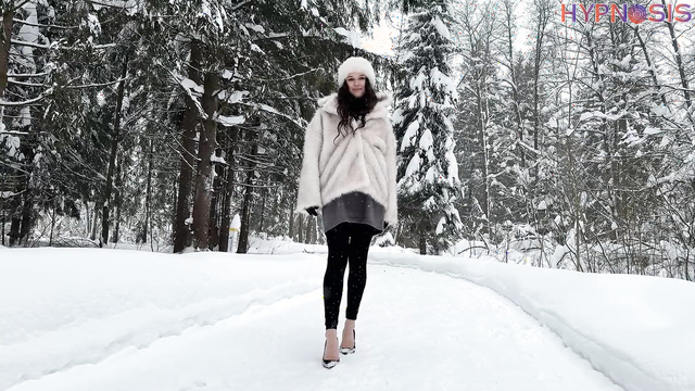 HighArtHeelsC4S - Sexy brunette walks in the snow in heels