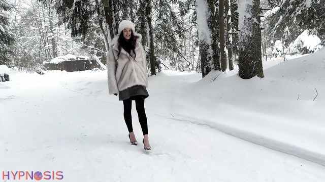 HighArtHeelsC4S - Sexy brunette walks in the snow in heels
