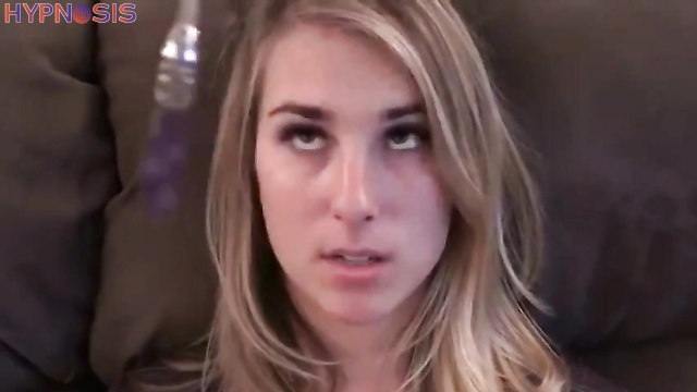 GG Fetish Media - Victoria - Blonde turns into obedient sex robot