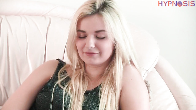 Entrancement UK - Penny Lee - Master undresses and controls a juicy blonde under hypnosis